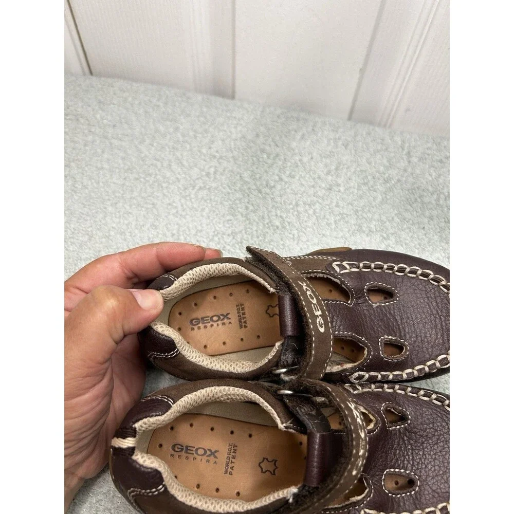 Geox Respira Girls Brown Leather Closed-Toe Sandals Size 10.5